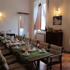 Alojamento de Acomodação e Pequeno-almoço Gallidoro Palermo